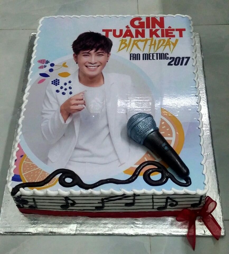 Bánh kem sinh nhật Gin Tuấn Kiệt
