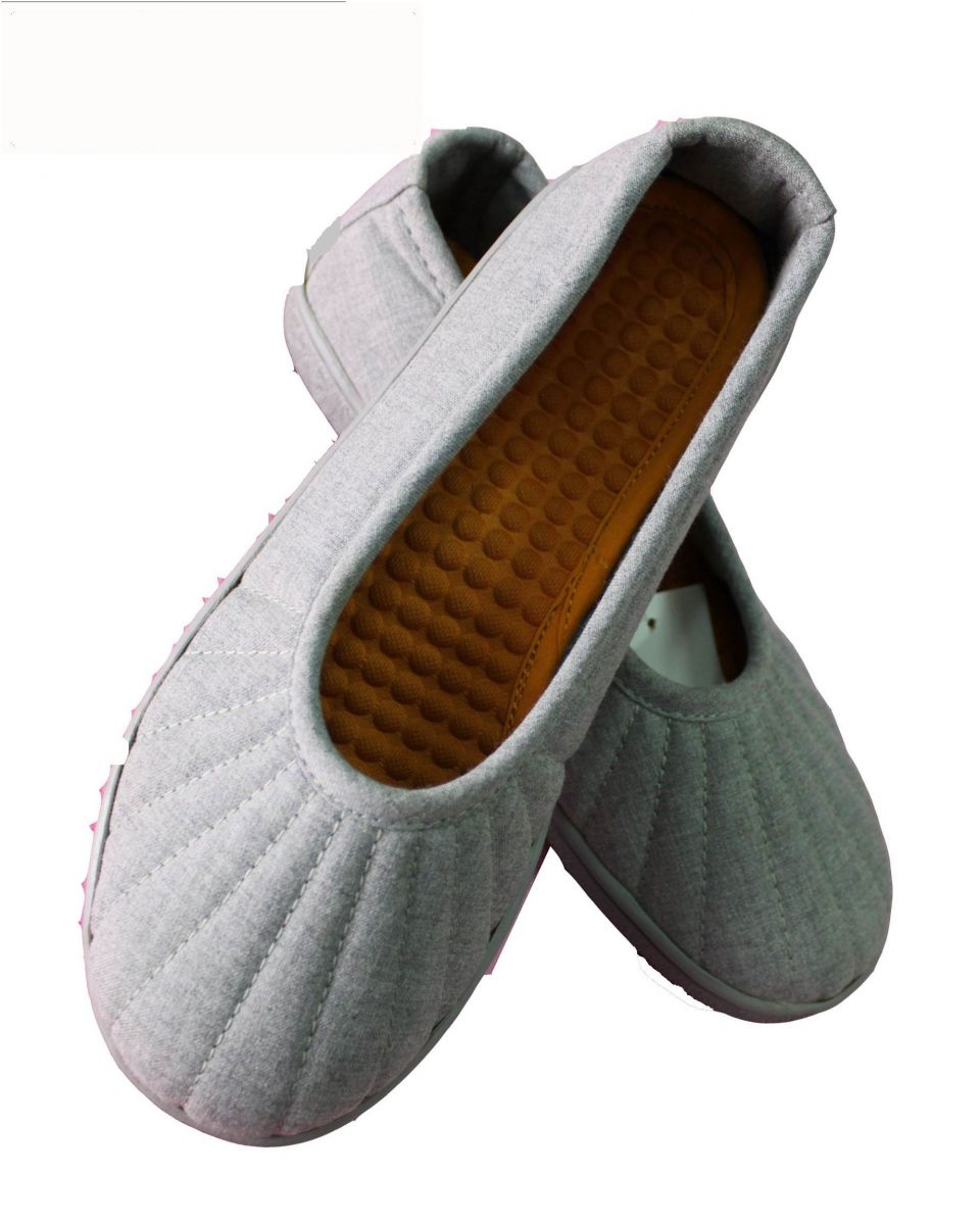 cung cấp sỉ và lẻ quần áo pháp phục